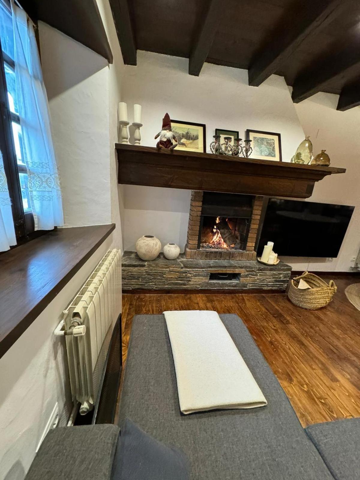 Baqueira 1500 Pie De Pistas Apartamento Cuilas Naut Aran Exterior foto